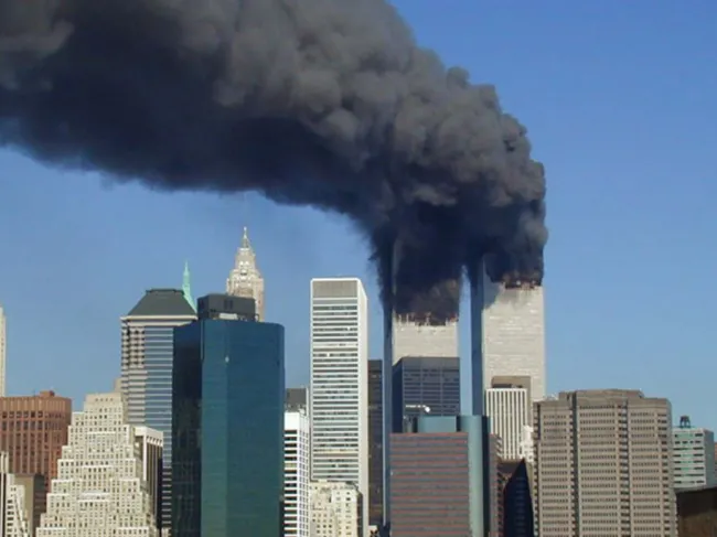 911